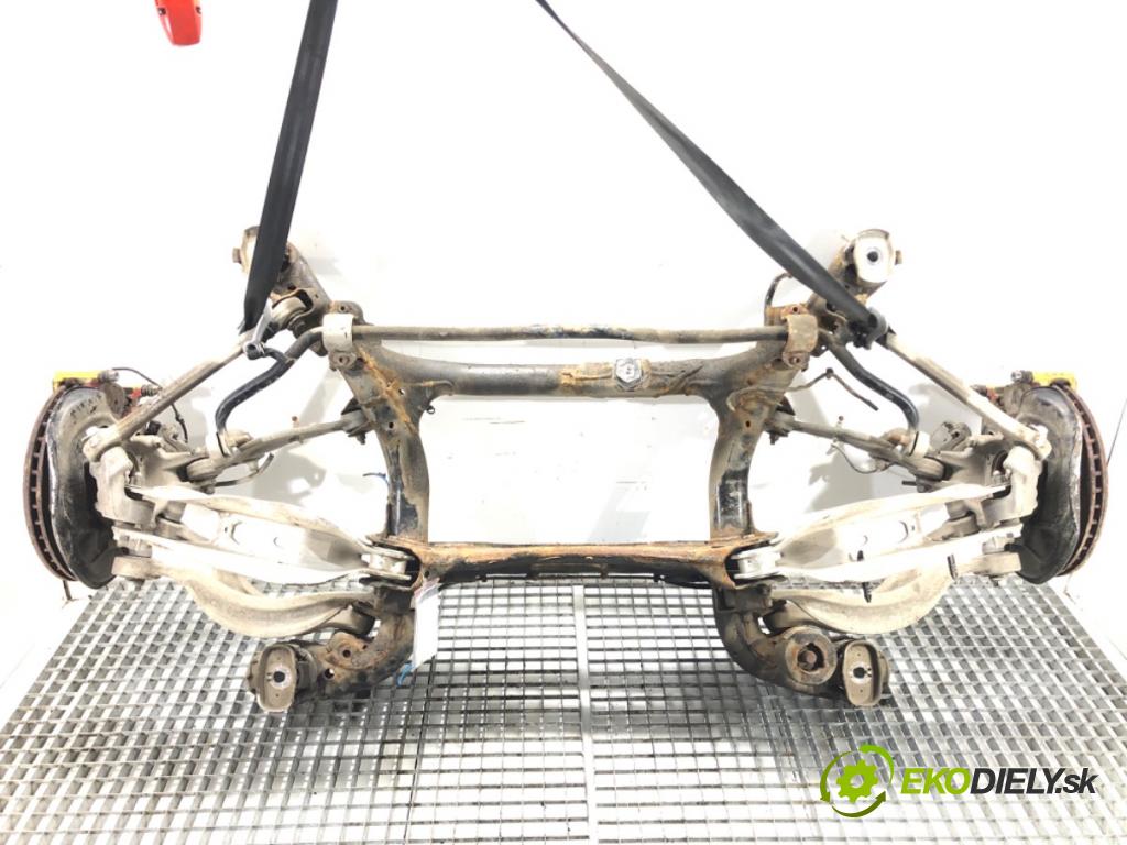 AUDI Q8 SUV 2018 210 kW 50 TDI Mild Hybrid quattro 2967 Výstuha zad 4M0500025