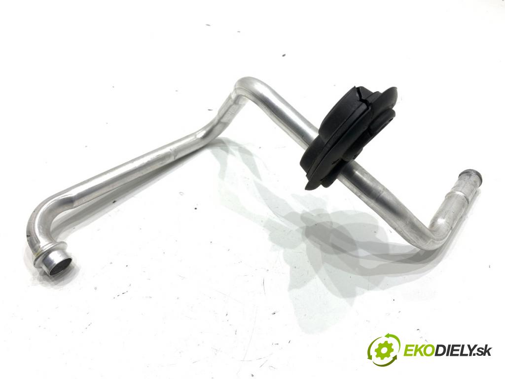 AUDI Q8 SUV 2018 210 kW 50 TDI Mild Hybrid quattro 2967 rúrka klimatizace  (Trubka klimatizace)