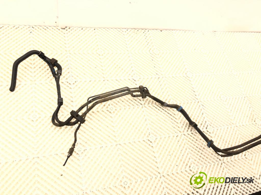 AUDI Q8 SUV 2018 210 kW 50 TDI Mild Hybrid quattro 2967 Rúrka PALIVO: