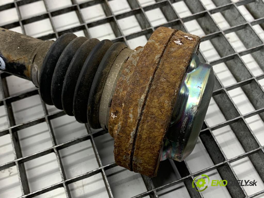 AUDI Q8 SUV 2018 210 kW 50 TDI Mild Hybrid quattro 2967 Poloos pravy zad 4M0501203D