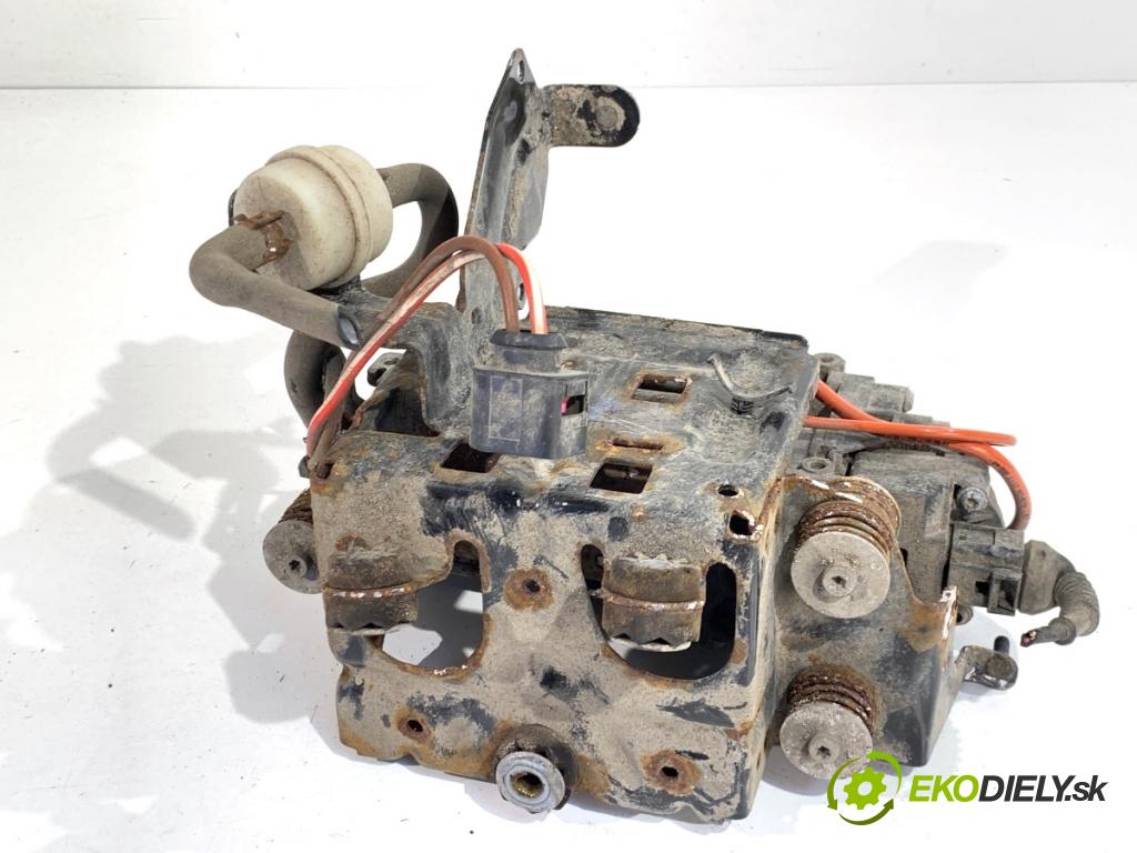 AUDI Q8 SUV 2018 210 kW 50 TDI Mild Hybrid quattro 2967 Pumpa nápravy 4M0616005G