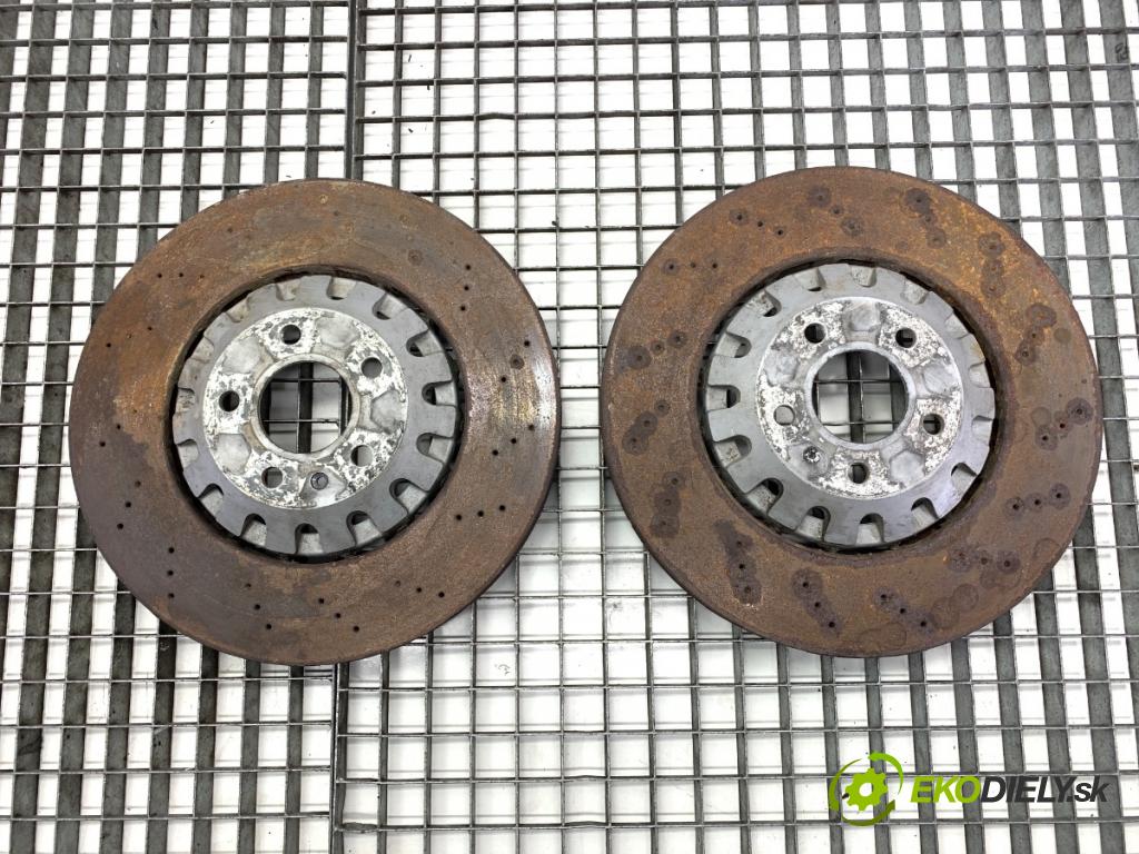 AUDI Q8 SUV 2018 210 kW 50 TDI Mild Hybrid quattro 2967 Štíty bŕzd přední část 