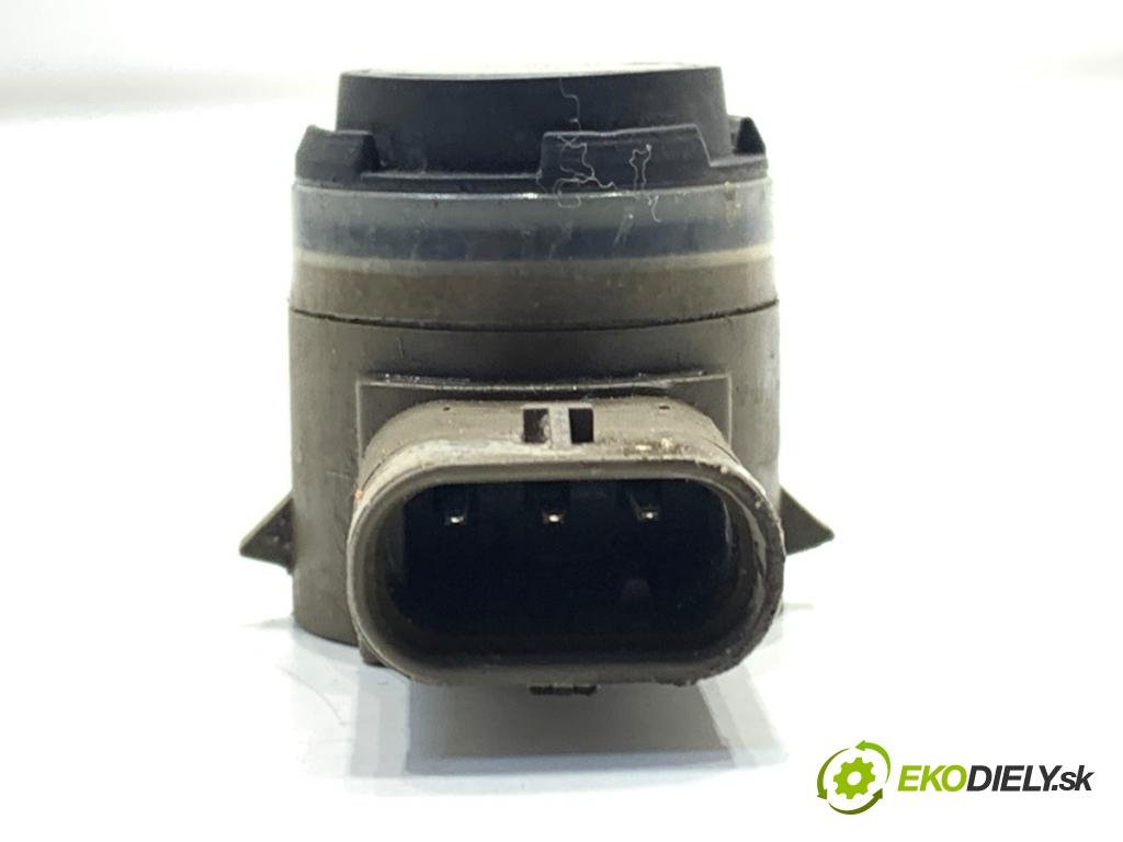 AUDI Q8 SUV 2018 210 kW 50 TDI Mild Hybrid quattro 2967 snímač PDC 5Q1919275