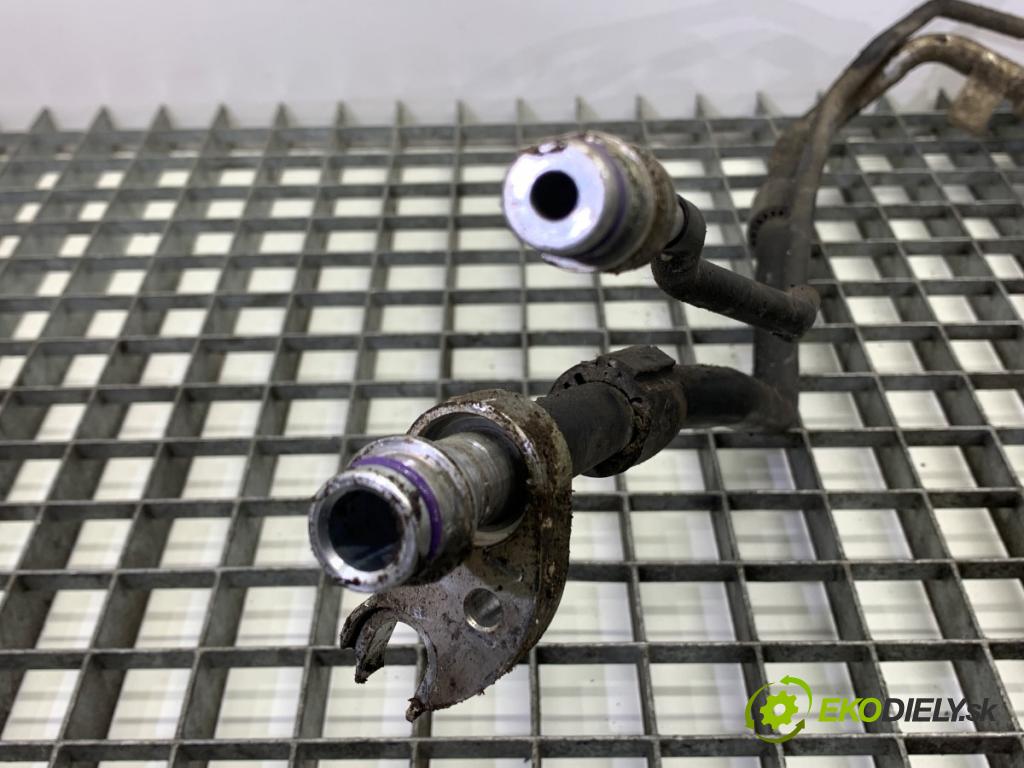 AUDI Q8 SUV 2018 210 kW 50 TDI Mild Hybrid quattro 2967 rúrka klimatizace 4M8816886 (Trubka klimatizace)