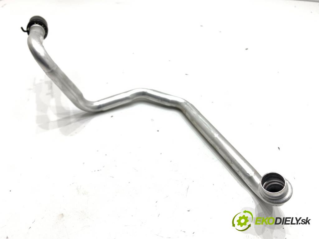 AUDI Q8 SUV 2018 210 kW 50 TDI Mild Hybrid quattro 2967 rúrka klimatizace  (Trubka klimatizace)