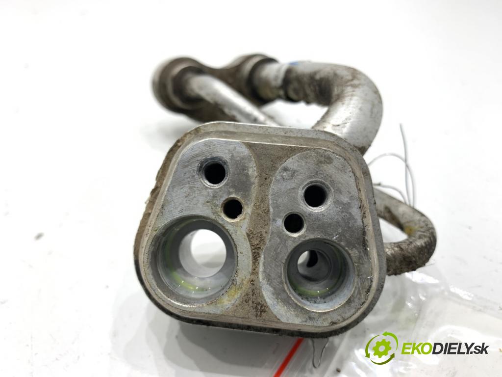 AUDI Q8 SUV 2018 210 kW 50 TDI Mild Hybrid quattro 2967 rúrka klimatizace 4M0820339G (Trubka klimatizace)