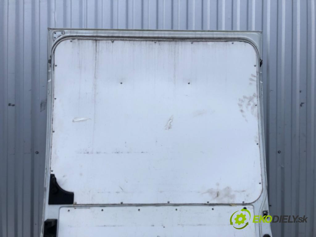 CITROEN JUMPER II Platforma / podwozie 2018 96 kW 2.0 BlueHDi 130 1997 Dvere pravy zad posuvné