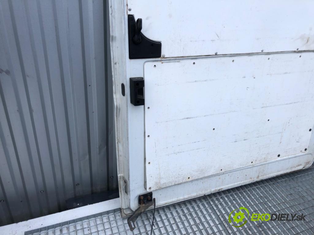 CITROEN JUMPER II Platforma / podwozie 2018 96 kW 2.0 BlueHDi 130 1997 Dvere pravy zad posuvné