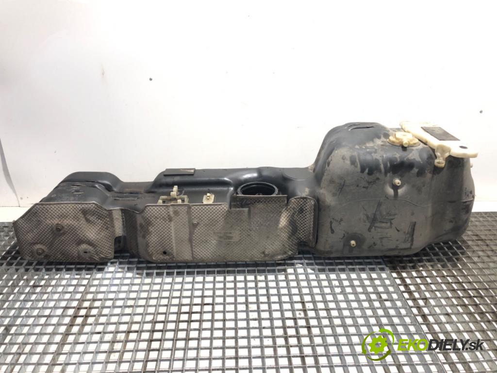 RENAULT MASTER III Autobus 2015 120 kW 2.3 dCi 165 FWD (JV0P, JV0U) 2298 Nádržka paliva 8200947534 (Palivová nádrž)