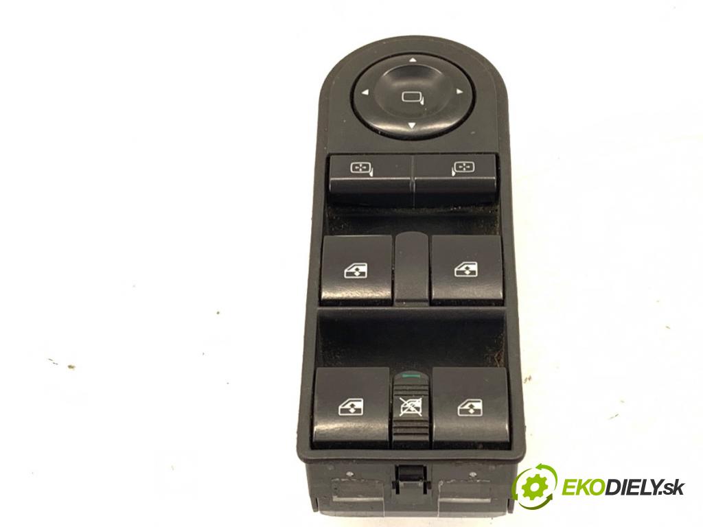 OPEL ZAFIRA B nadwozie wielkoprzestrzenne (MPV) 2006 103 kW 1.8 LPG (M75) 1796 Prepínač okien 13228699 (Prepínacie páčky pod volantom)