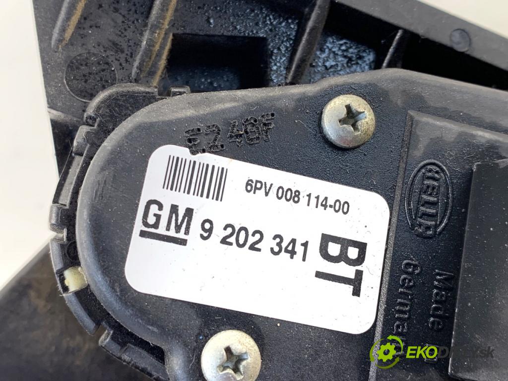 OPEL ZAFIRA B nadwozie wielkoprzestrzenne (MPV) 2006 103 kW 1.8 LPG (M75) 1796 Potenciometer plynu 9202341 (Potenciometer plynového pedálu)