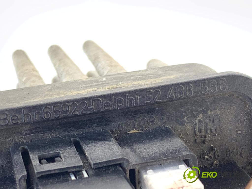 OPEL ZAFIRA B nadwozie wielkoprzestrzenne (MPV) 2006 103 kW 1.8 LPG (M75) 1796 odpor rezistor topení vzduchu 52488536 (Odpor topení)