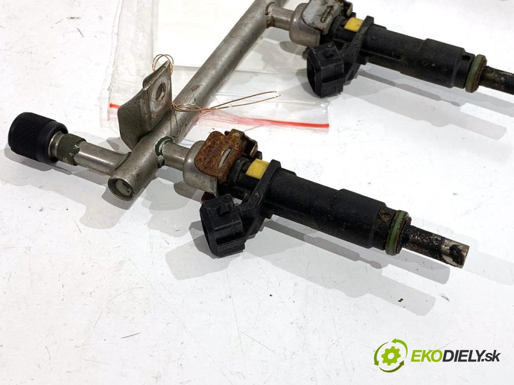 OPEL ZAFIRA B nadwozie wielkoprzestrzenne (MPV) 2006 103 kW 1.8 LPG (M75) 1796 Lišta vstrekovacia 55353806 (Vstrekovacia lišta)