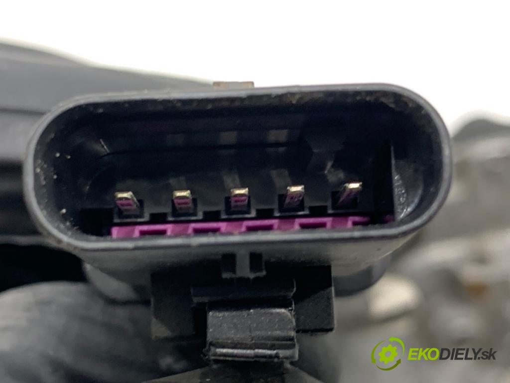 VOLVO S90 II sedan 2019 223 kW T8 Hybrid AWD 1969 Škrtiaca klapka 31459842 (Škrtiaca klapka)