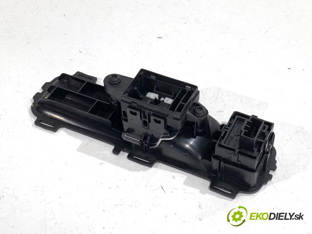 JAGUAR F-PACE SUV 2016 132 kW 2.0 TD4 AWD 1999 Spínač brzdy ručnej brzdy GX73-044L49-ABW (Prepínacie páčky pod volantom)