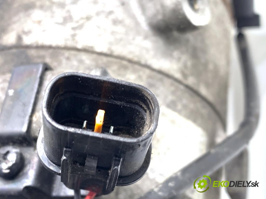 HYUNDAI i20 II liftback 2015 74 kW 1.4 1368 kompresor klimatizace  (Kompresor klimatizace)