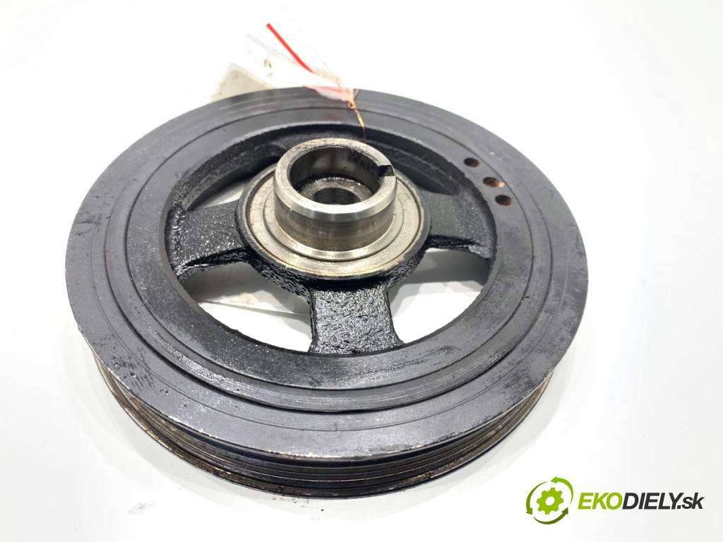 HYUNDAI i20 II liftback 2015 74 kW 1.4 1368 koleso kolesová hriadeľa (Remenica)