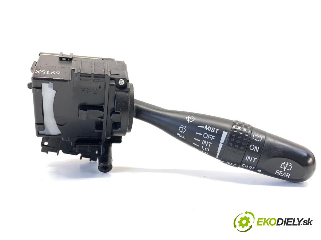 SUZUKI SWIFT III liftback 2007 68 kW 1.3 (RS 413) 1328 Prepínač stieračov  (Prepínacie páčky pod volantom)