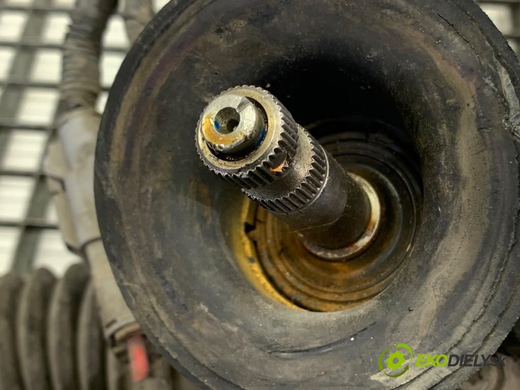 SUZUKI SWIFT III liftback 2007 68 kW 1.3 (RS 413) 1328 riadenie volantu Riadenie 63J5