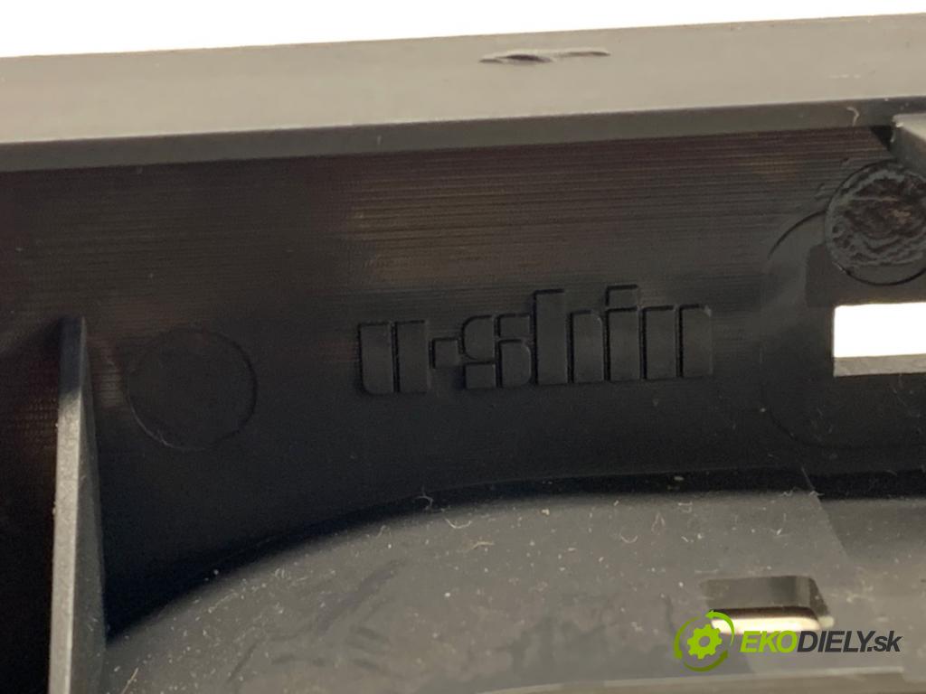 SUZUKI SWIFT III liftback 2007 68 kW 1.3 (RS 413) 1328 Panel ovládania kúrenia  (Prepínacie páčky pod volantom)