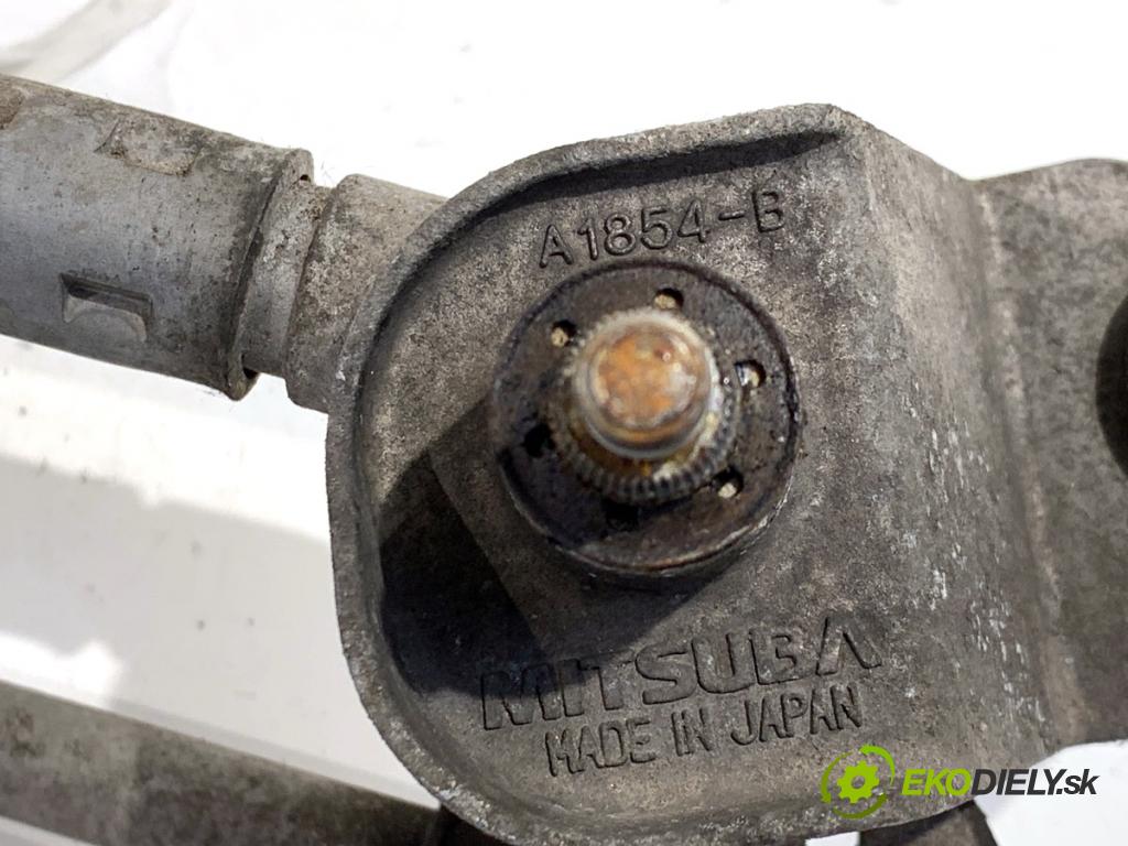 SUZUKI SWIFT III liftback 2007 68 kW 1.3 (RS 413) 1328 Mechanizmus stieračov predný  (Motorček stieračov predný)