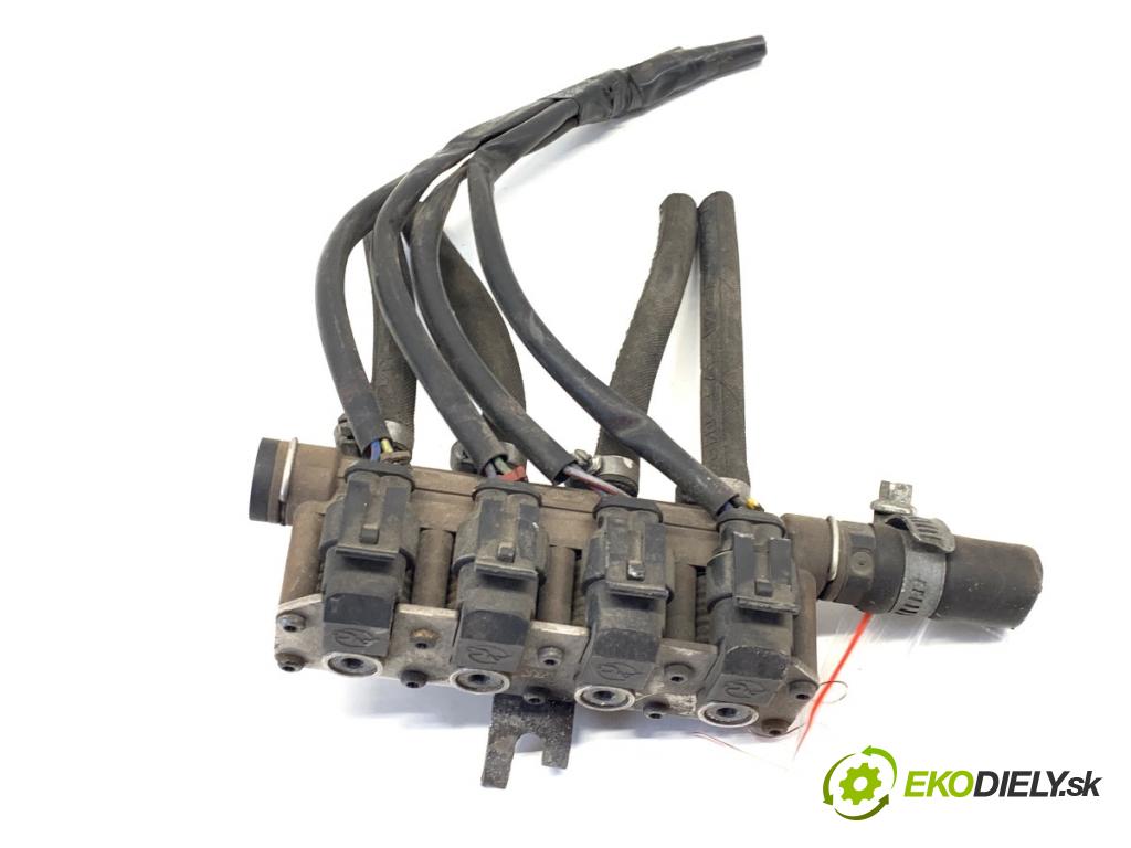 SUZUKI SWIFT III liftback 2007 68 kW 1.3 (RS 413) 1328 vstrekovač LPG 67R-017064