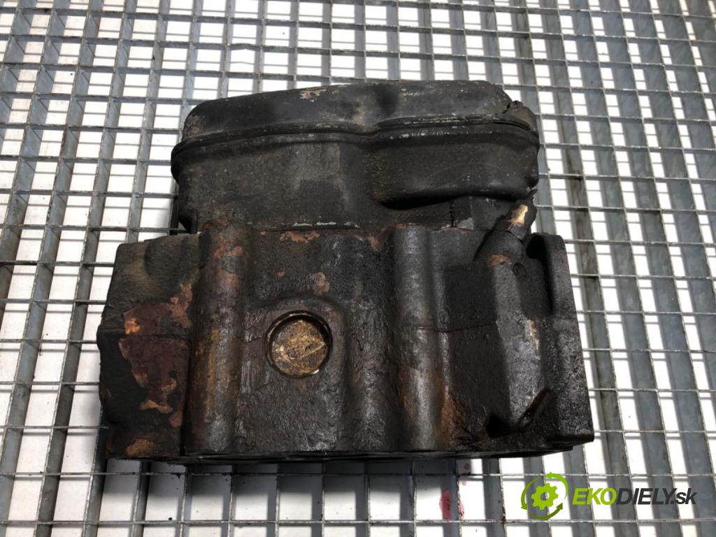 SCANIA P,G,R,T - series Ciągnik siodłowy 2008 279 kW R 380 279 kW [380 KM] olej napędowy 2004 - 2022 10600 Hlava valcov 1804716 (Hlava valcov)