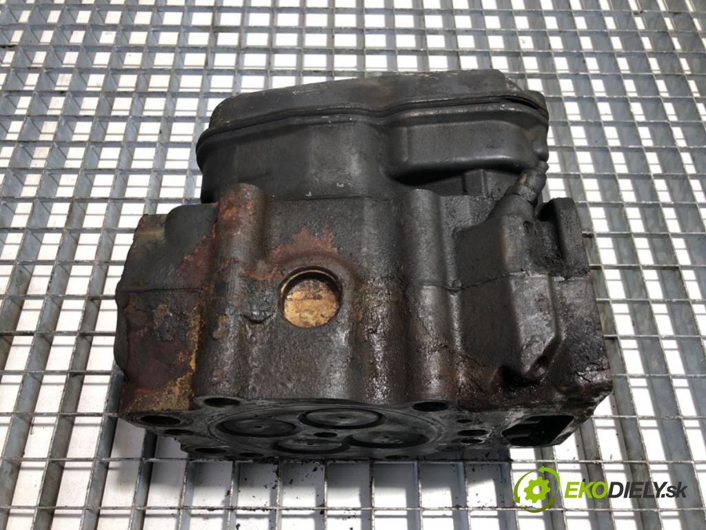 SCANIA P,G,R,T - series Ciągnik siodłowy 2008 279 kW R 380 279 kW [380 KM] olej napędowy 2004 - 2022 10600 Hlava valcov 1804716 (Hlava valcov)