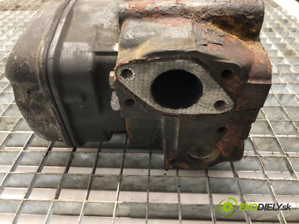 SCANIA P,G,R,T - series Ciągnik siodłowy 2008 279 kW R 380 279 kW [380 KM] olej napędowy 2004 - 2022 10600 Hlava valcov 1804716 (Hlava valcov)