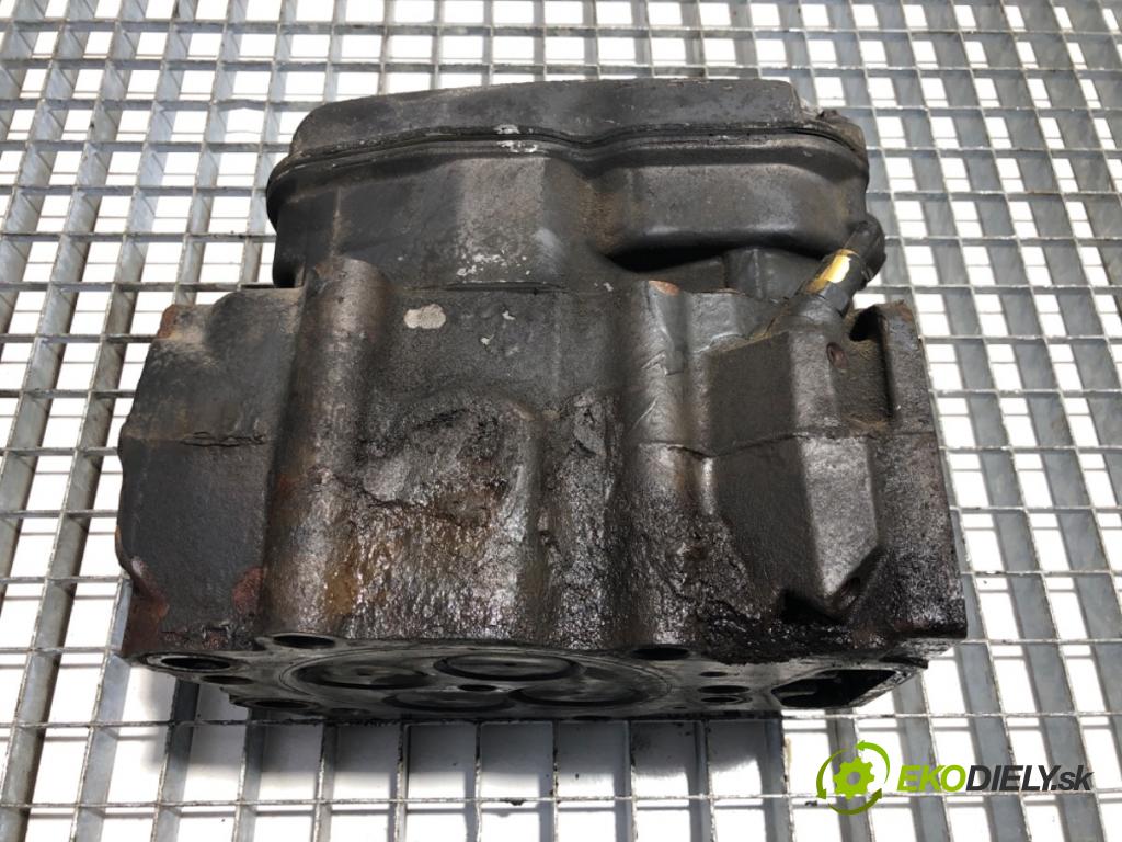 SCANIA P,G,R,T - series Ciągnik siodłowy 2008 279 kW R 380 279 kW [380 KM] olej napędowy 2004 - 2022 10600 Hlava valcov 1804716 (Hlava valcov)