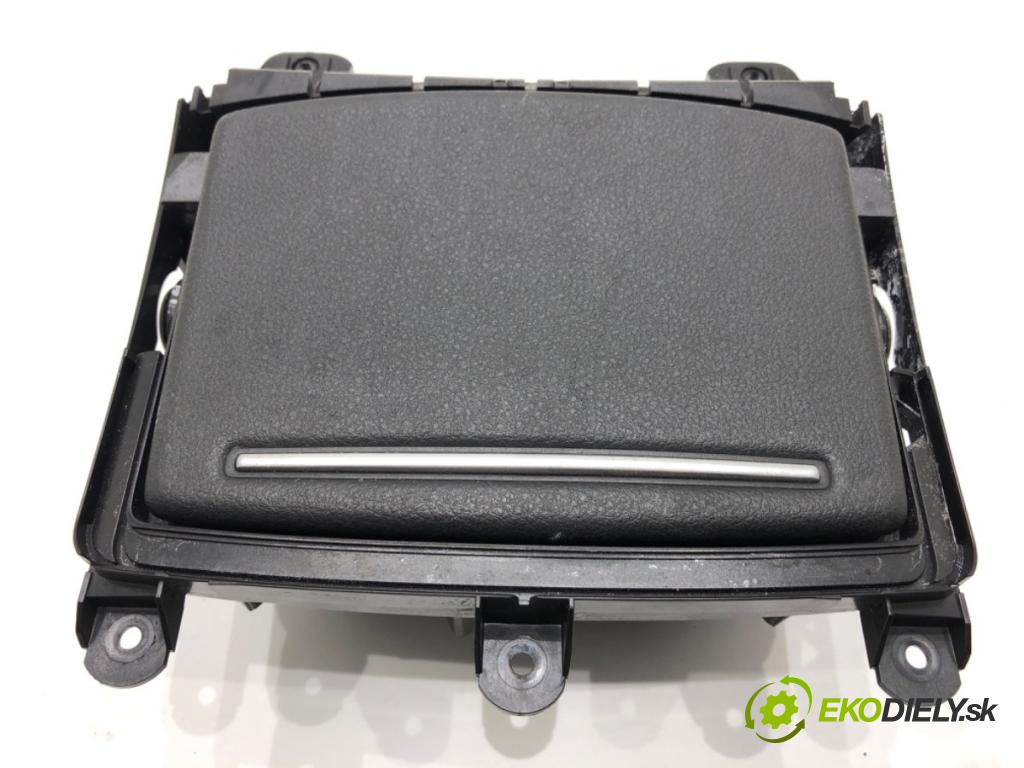 AUDI A7 4G liftback 2015 412 kW RS7 quattro 3993 držák na nápoje 4G0862534 (Držák nápojů)