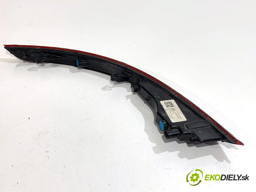 AUDI Q8 SUV 2018 210 kW 50 TDI Mild Hybrid quattro 2967 reflexne Svetlo nárazníka pravy zad 4M8945702