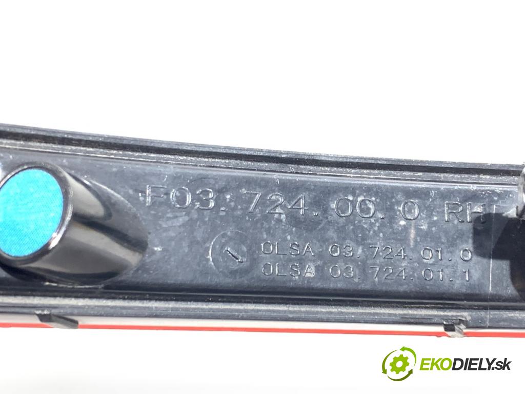 AUDI Q8 SUV 2018 210 kW 50 TDI Mild Hybrid quattro 2967 reflexne Svetlo nárazníka pravy zad 4M8945702