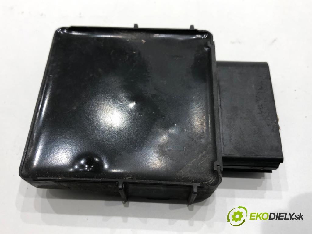 AUDI Q8 SUV 2018 210 kW 50 TDI Mild Hybrid quattro 2967 relé stěračů 4N0907605C