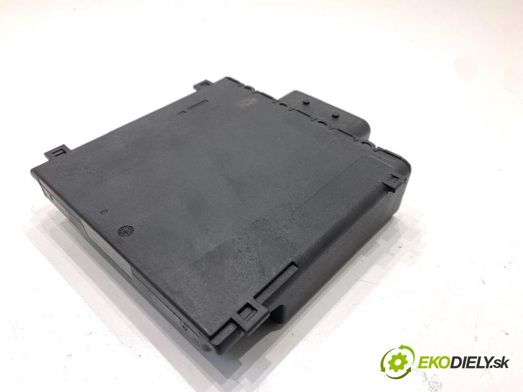 AUDI Q8 SUV 2018 210 kW 50 TDI Mild Hybrid quattro 2967 MODUL řídící jednotka vyhřívání oken 4N0907133A