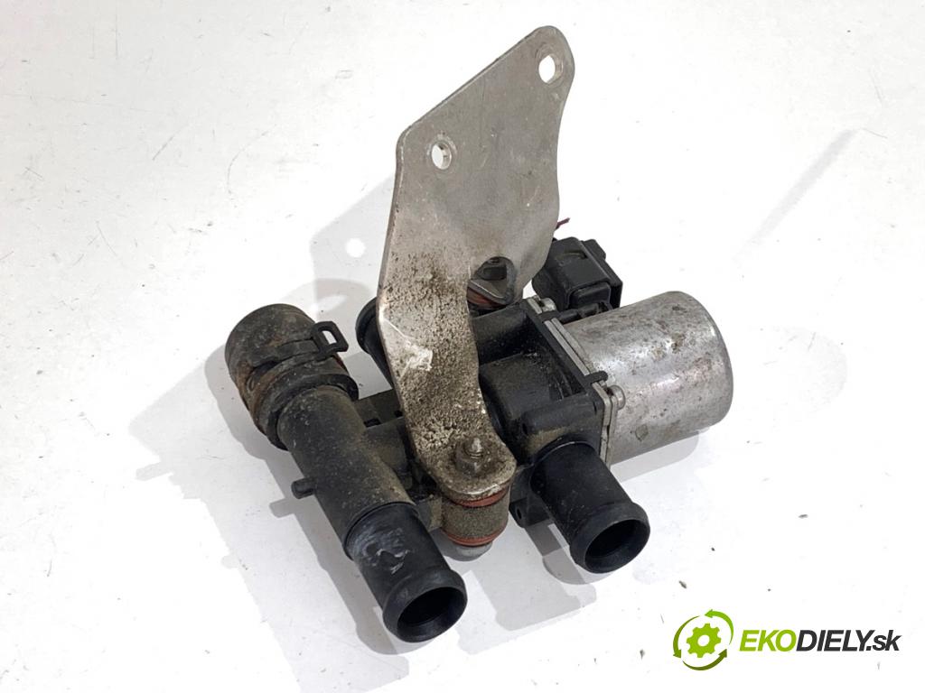 AUDI Q8 SUV 2018 210 kW 50 TDI Mild Hybrid quattro 2967 magnetický ventil vody 8E0820036 (Elektrosoučásti ostatní)