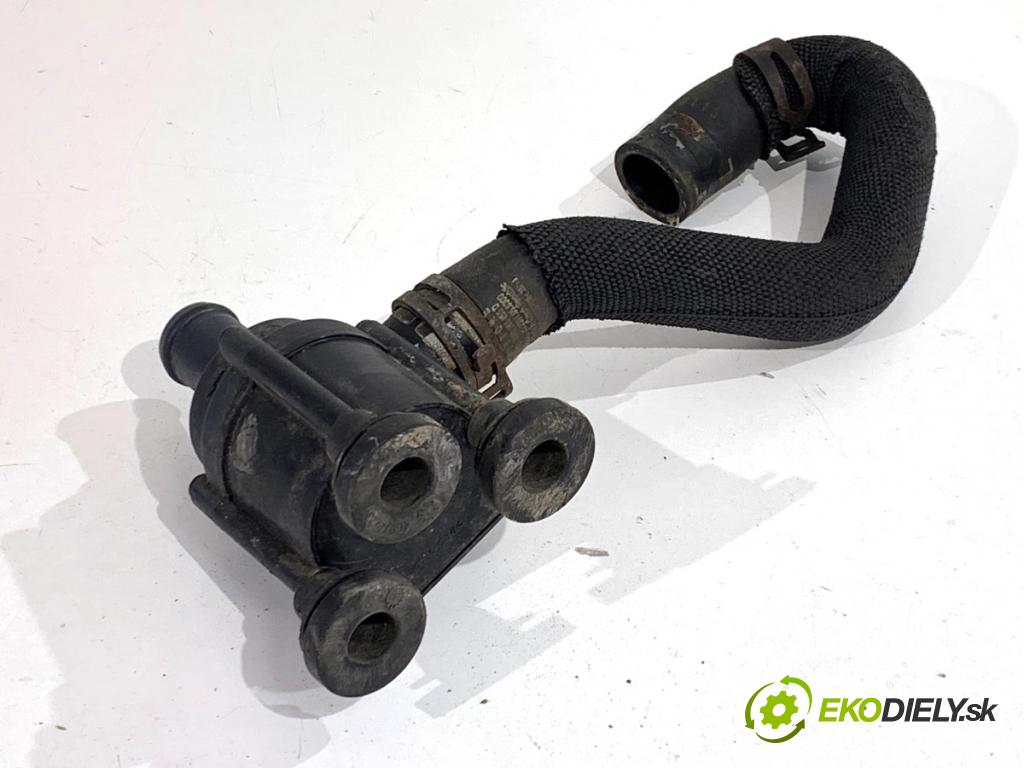 AUDI Q8 SUV 2018 210 kW 50 TDI Mild Hybrid quattro 2967 DALŠÍ: Pumpa vody 06H121601P (Vodná pumpa)