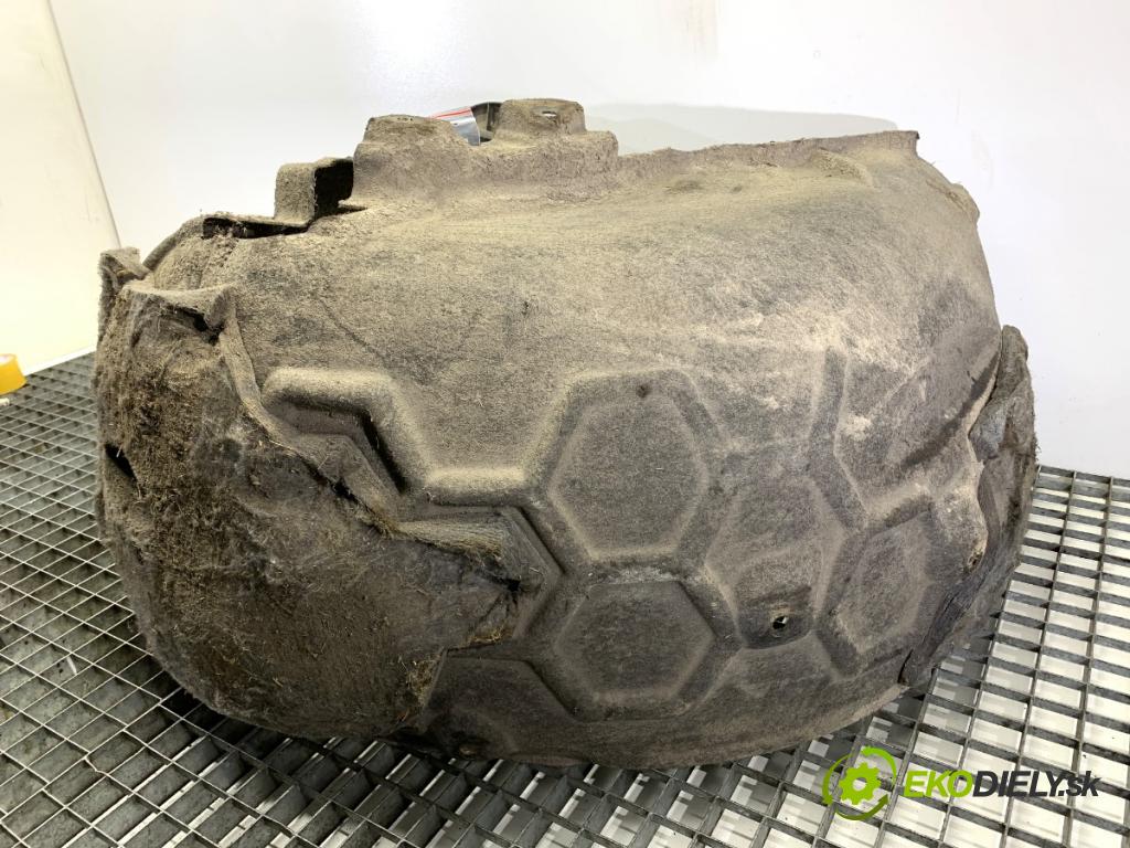 AUDI Q8 SUV 2018 210 kW 50 TDI Mild Hybrid quattro 2967 podblatník pravý zadní část