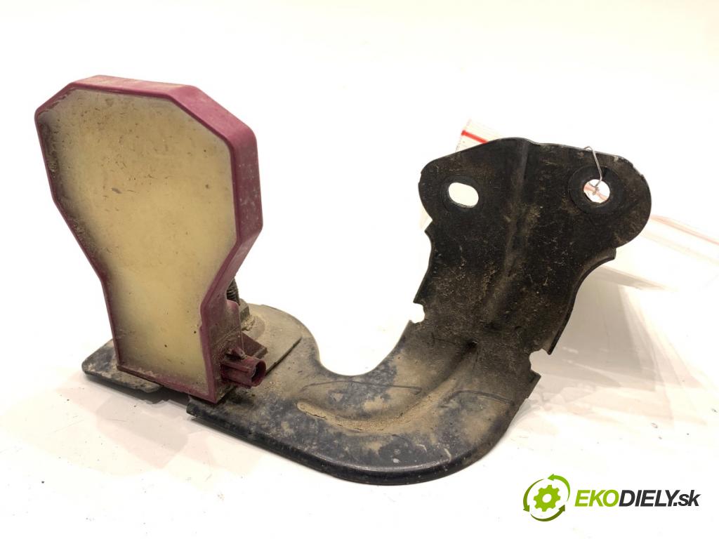 AUDI Q8 SUV 2018 210 kW 50 TDI Mild Hybrid quattro 2967 zesilovač Antenní: 4M0035507 (Zesilovač)