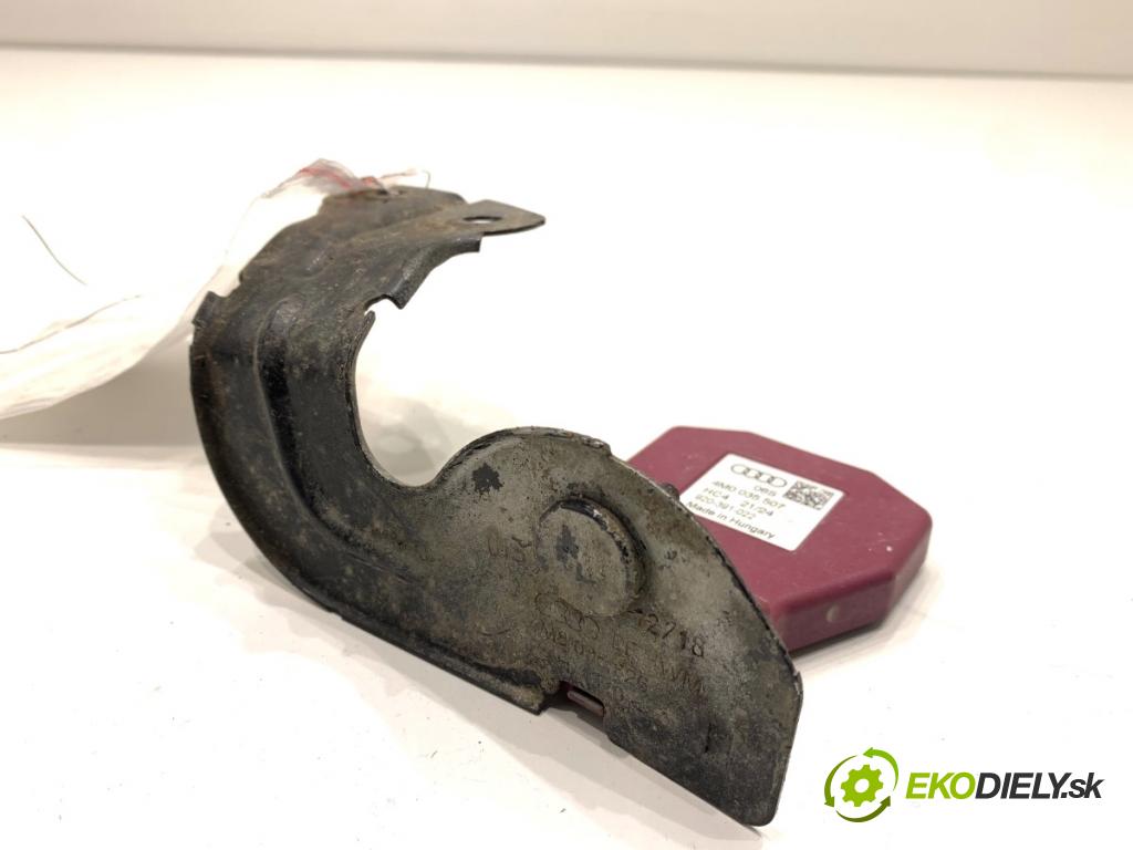 AUDI Q8 SUV 2018 210 kW 50 TDI Mild Hybrid quattro 2967 zesilovač Antenní: 4M0035507 (Zesilovač)