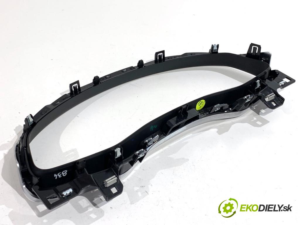 AUDI Q8 SUV 2018 210 kW 50 TDI Mild Hybrid quattro 2967 Rámček prístrojovky