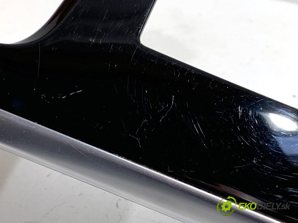 AUDI Q8 SUV 2018 210 kW 50 TDI Mild Hybrid quattro 2967 Lišta kryt TUNEL: 4M8863324D