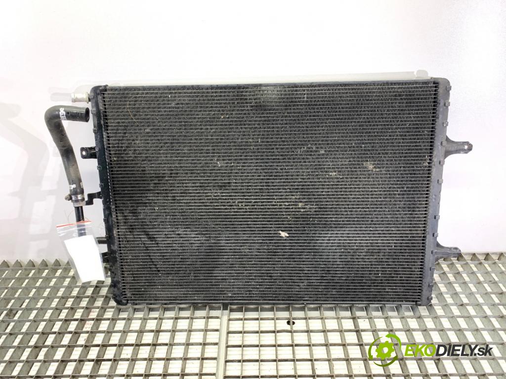 AUDI A7 4G liftback 2015 412 kW RS7 quattro 3993 Chladič klimatizácie 4H0145804E (Chladič klimatizácie)