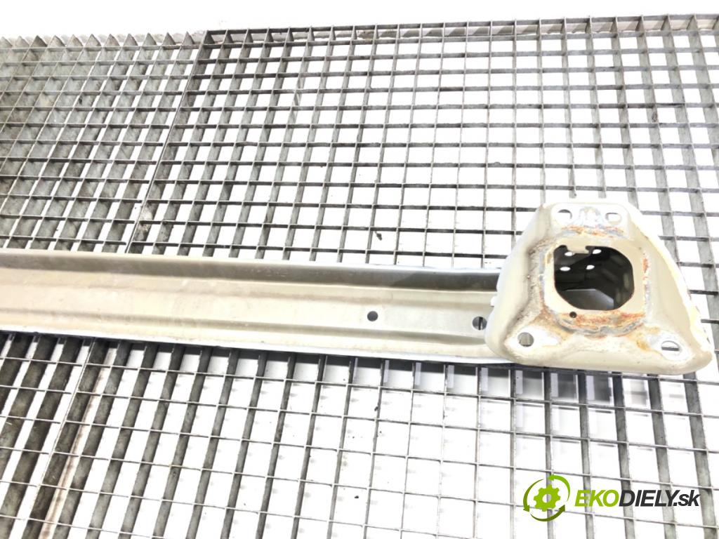 TOYOTA COROLLA E21 sedan 2019 72 kW 1.8 VVTi Hybrid (ZWE211, MZEA12) 1798 výztuha nárazníka zadní část  (Zadní výztuha)