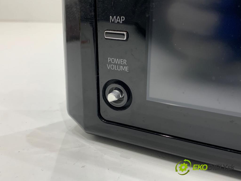 TOYOTA COROLLA E21 sedan 2019 72 kW 1.8 VVTi Hybrid (ZWE211, MZEA12) 1798 RADIO 86140-02820 (Audio zařízení)