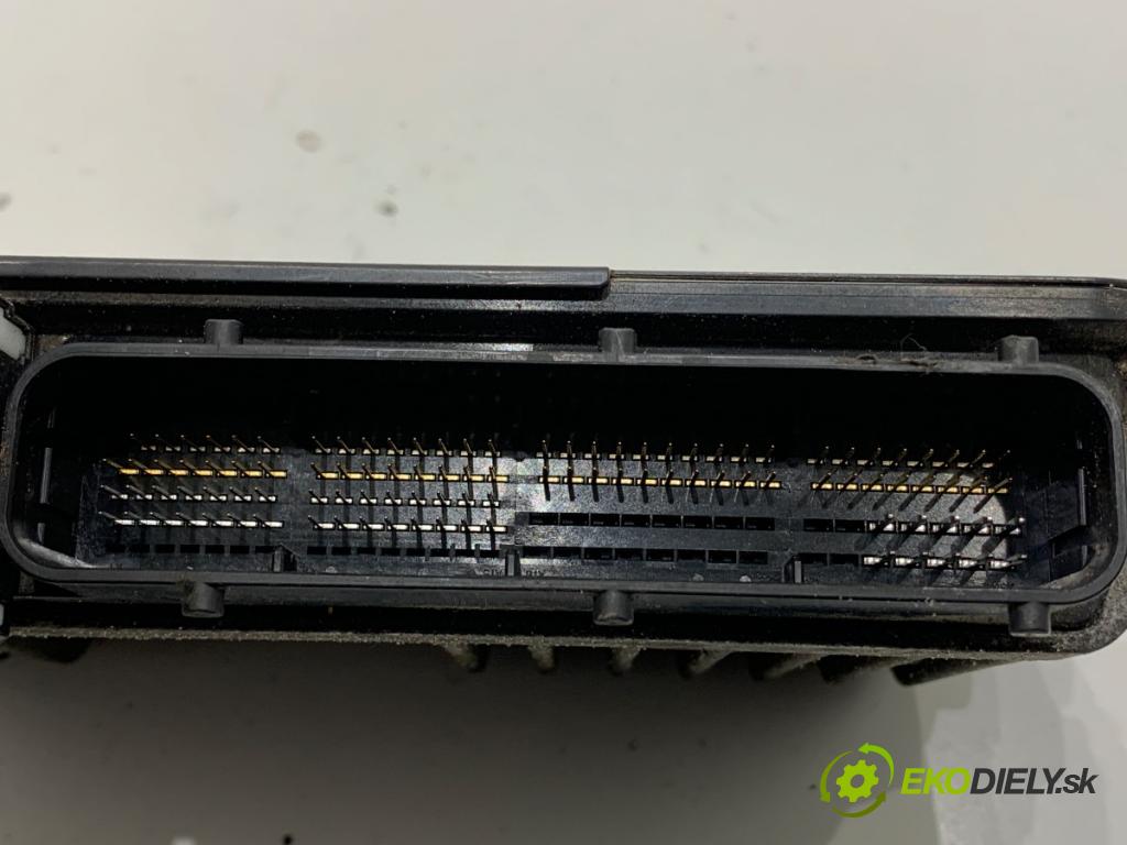 TOYOTA COROLLA E21 sedan 2019 72 kW 1.8 VVTi Hybrid (ZWE211, MZEA12) 1798 riadiaca jednotka Motor 89661-0ZW90 (Riadiaca jednotka)