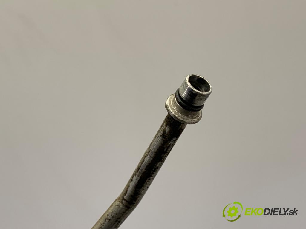 TOYOTA COROLLA E21 sedan 2019 72 kW 1.8 VVTi Hybrid (ZWE211, MZEA12) 1798 rúrka klimatizace 88710-02E00 (Trubka klimatizace)