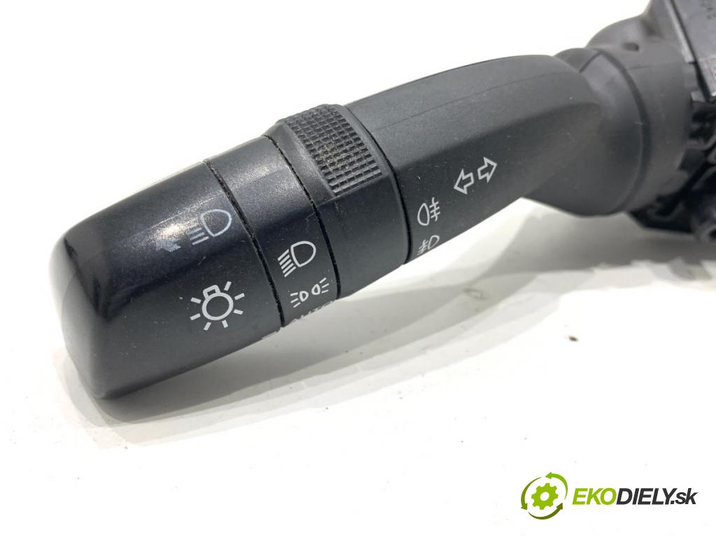 TOYOTA COROLLA E21 sedan 2019 72 kW 1.8 VVTi Hybrid (ZWE211, MZEA12) 1798 Prepínač smeroviek 02D70-17J910 (Prepínacie páčky pod volantom)