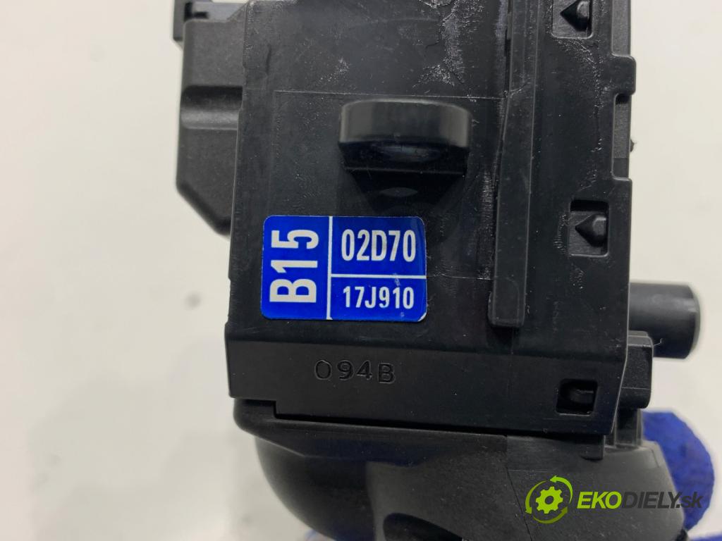 TOYOTA COROLLA E21 sedan 2019 72 kW 1.8 VVTi Hybrid (ZWE211, MZEA12) 1798 Prepínač smeroviek 02D70-17J910 (Prepínacie páčky pod volantom)