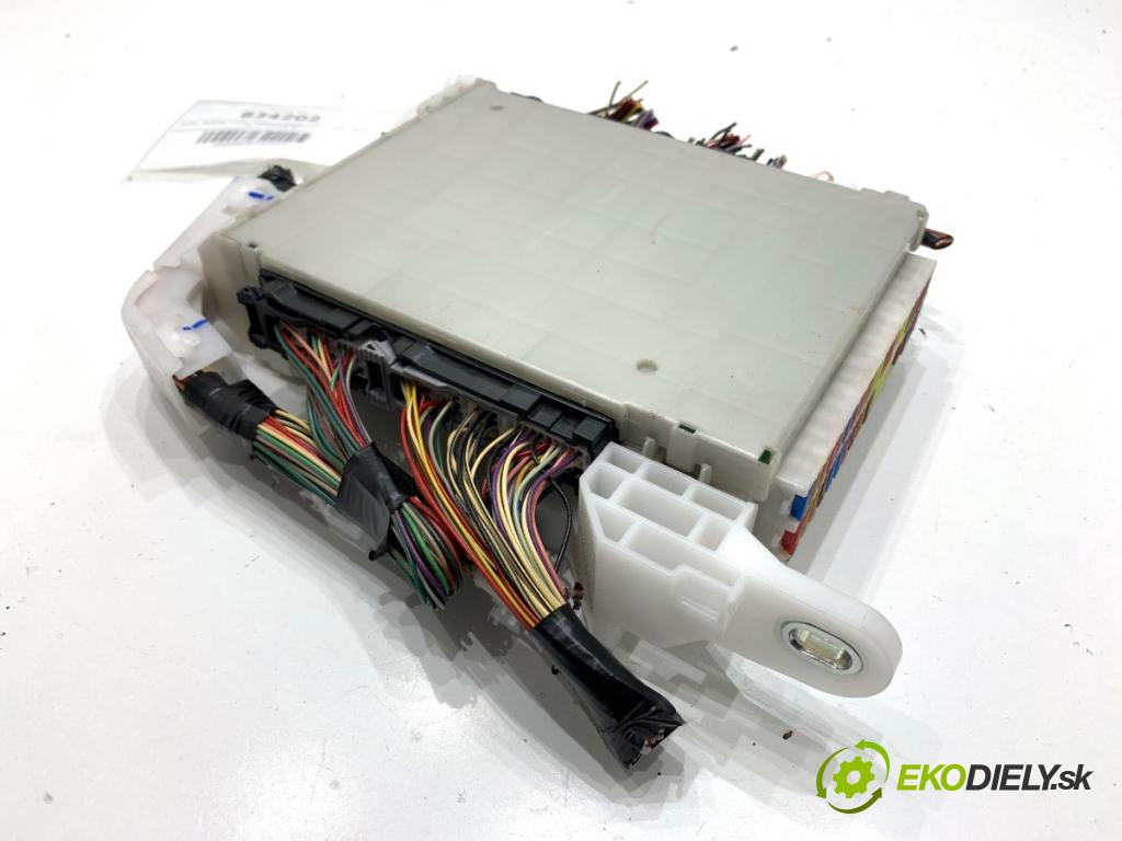 TOYOTA COROLLA E21 sedan 2019 72 kW 1.8 VVTi Hybrid (ZWE211, MZEA12) 1798 Modul BSI 6358-9313 (Poistková skrinka)